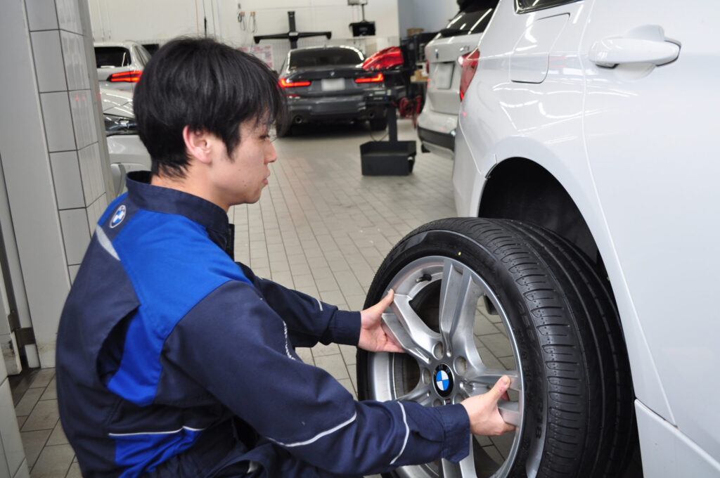 谷上勇翔さんに自動車整備・修理工のお仕事のことを聞きました