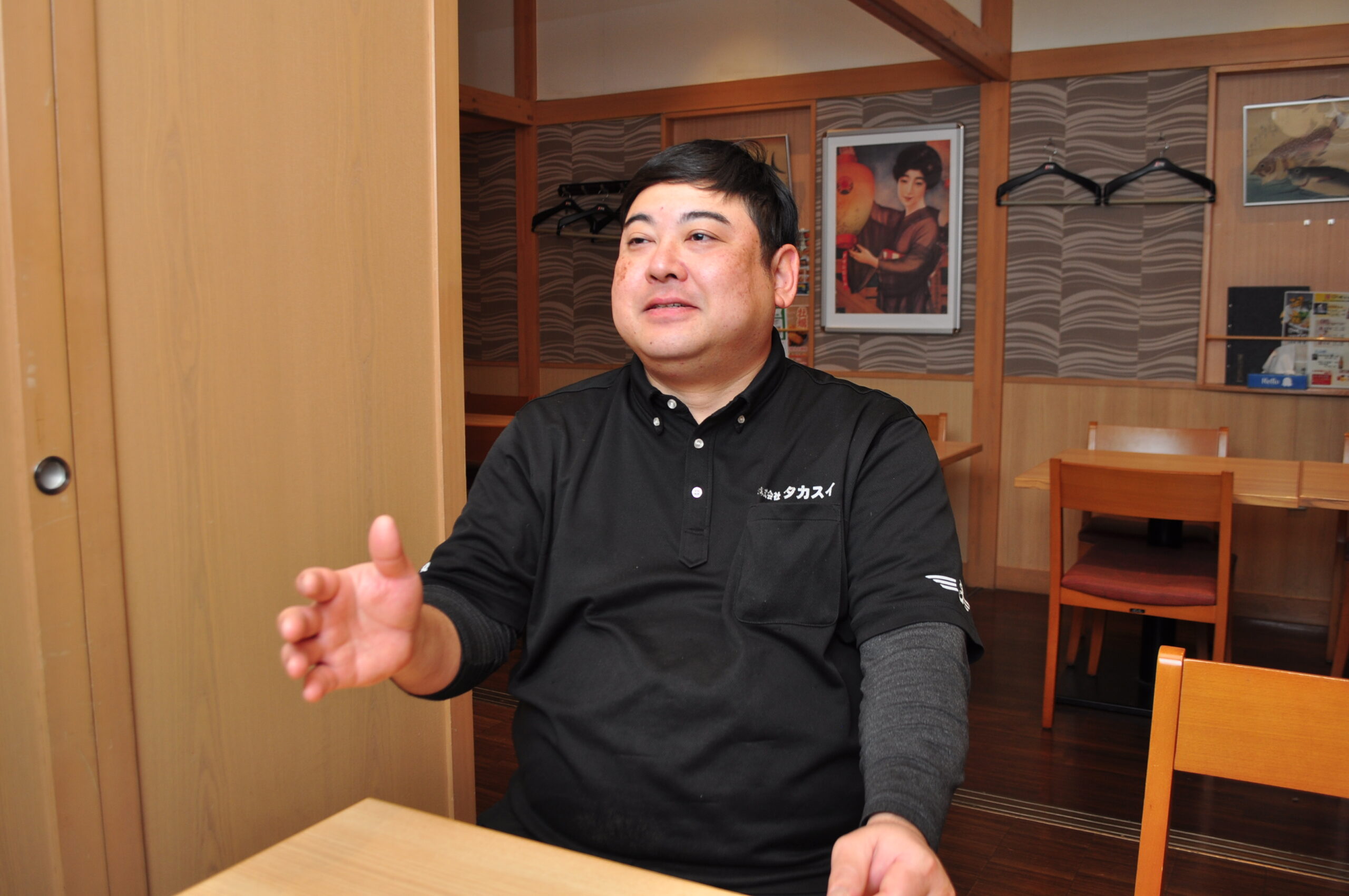 大漁市場 こんぴら丸 隼人店 料理長の和田迫翔大さんのお仕事について聞きました